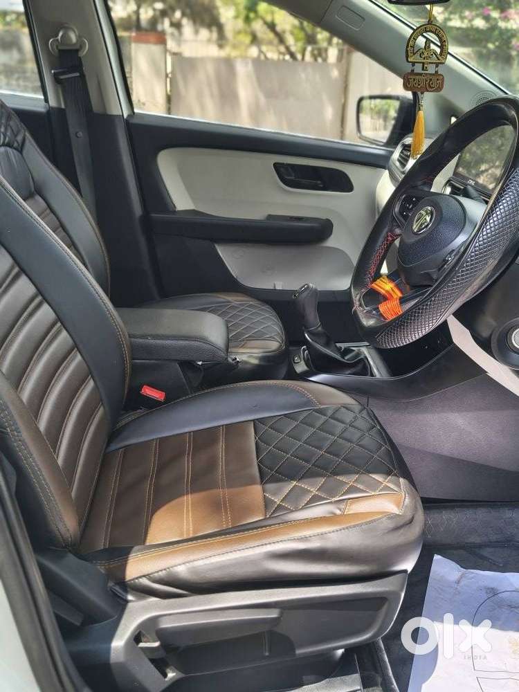 Tata Altroz 1.2 Xm, 2024, Petrol