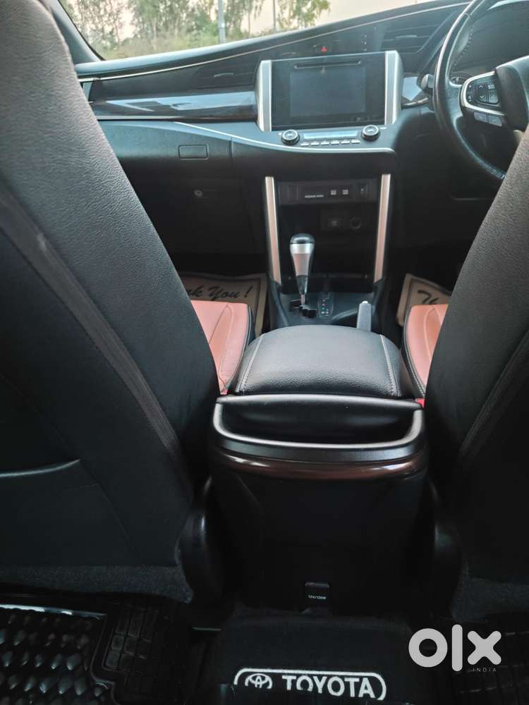 Toyota Innova Crysta 2.8z Automatic, 2019, Diesel