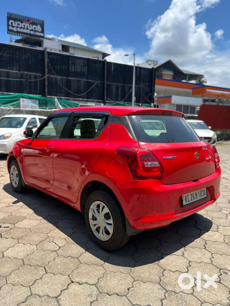 Maruti Suzuki Swift Vxi + Manual, 2021, Petrol