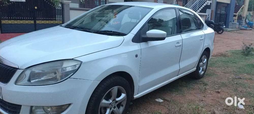 Skoda Rapid 1.6 Elegance Mpi At