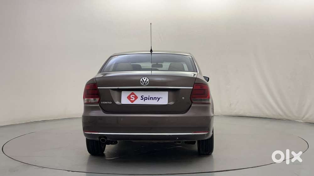 Volkswagen Vento 2010-2013 Petrol Highline, 2015, Petrol