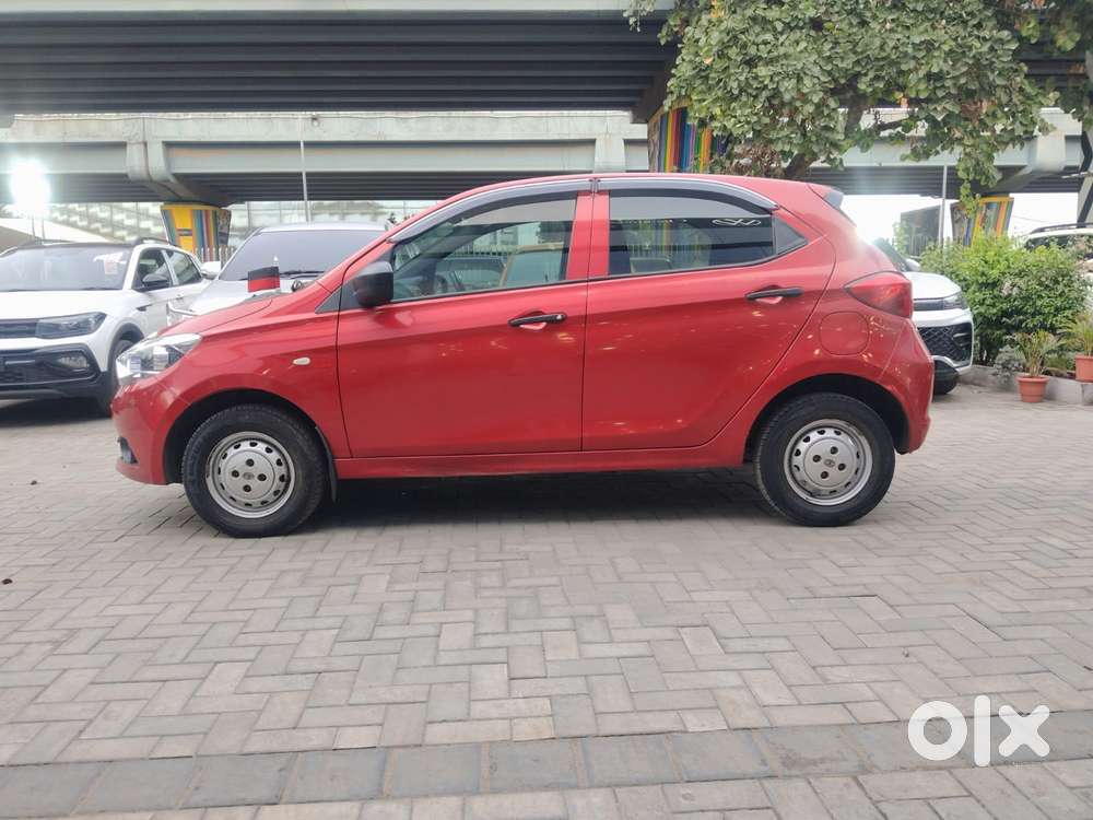 Tata Tiago 1.2 Revotron Xm, 2018, Petrol