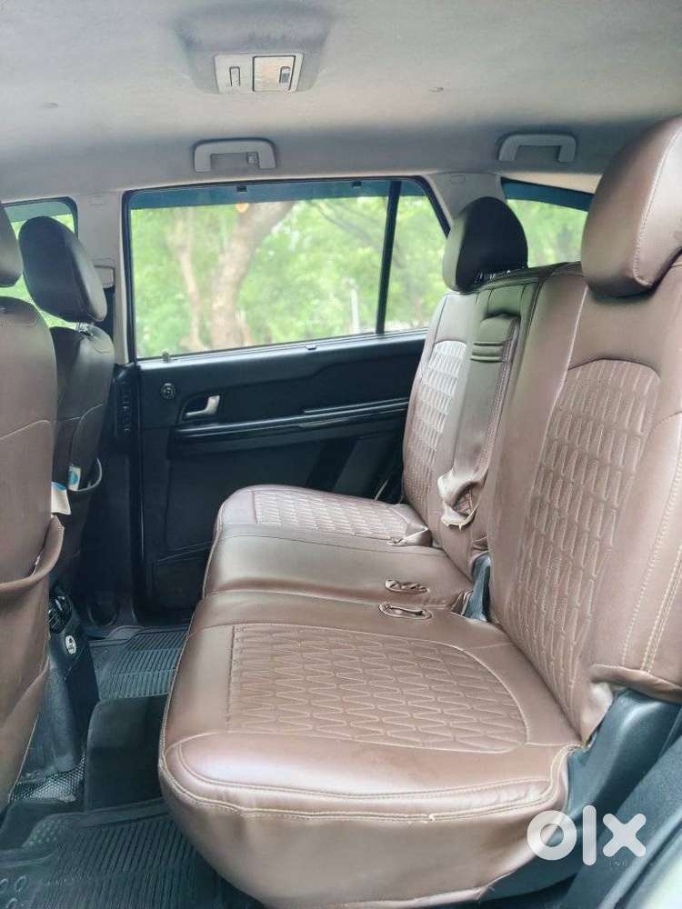 Tata Hexa 2.2 Xe 4x2 7 Str, 2017, Diesel