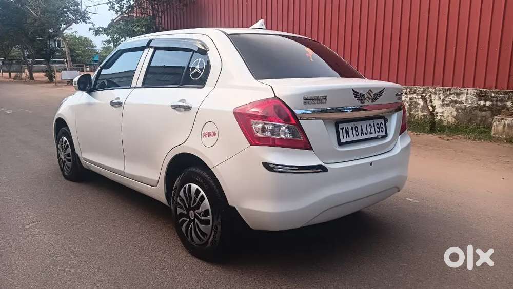 Maruti Suzuki Dzire 2016 Petrol 72000 Km Driven