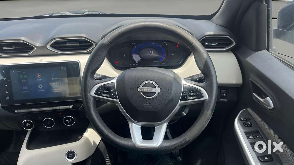 Nissan Magnite 1.0 Xv, 2022, Petrol