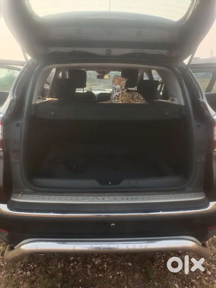 Renault Captur Petrol Well Maintain Top Model Condition