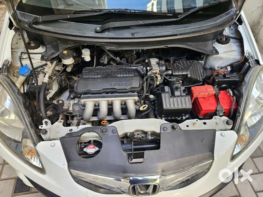 Honda Brio 2012 Petrol Well Maintained