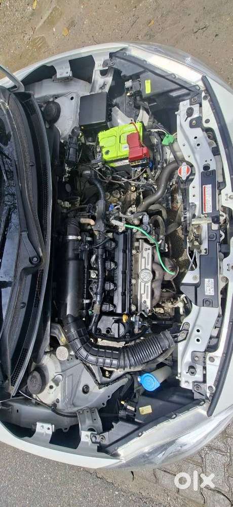 Maruti Suzuki Swift Vxi + Manual, 2022, Petrol