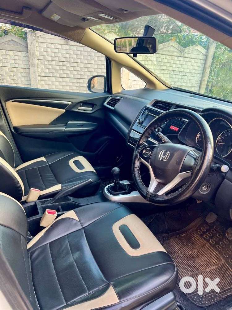 Honda Jazz 1.5 V I-dtec Mt, 2015, Diesel