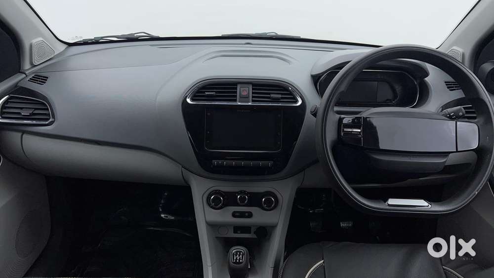 Tata Tiago 1.2 Revotron Xt Option, 2025, Petrol