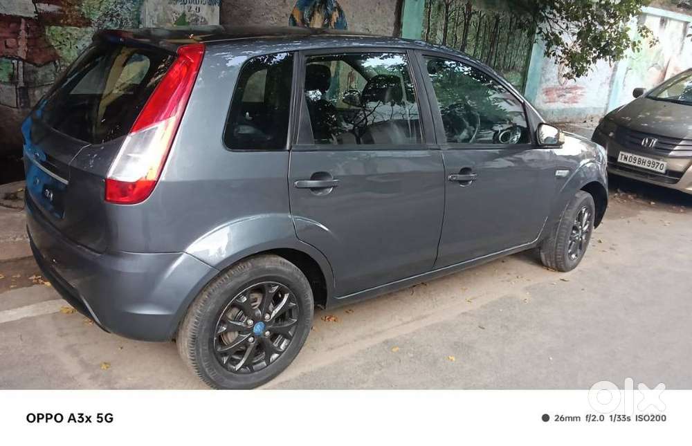 Ford Figo Diesel Titanium, 2015, Diesel