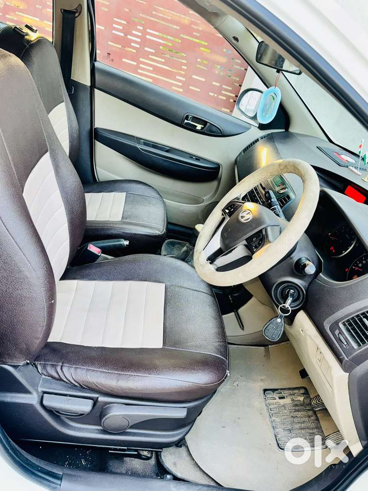 Hyundai I20 Asta Option Cvt, 2011, Petrol