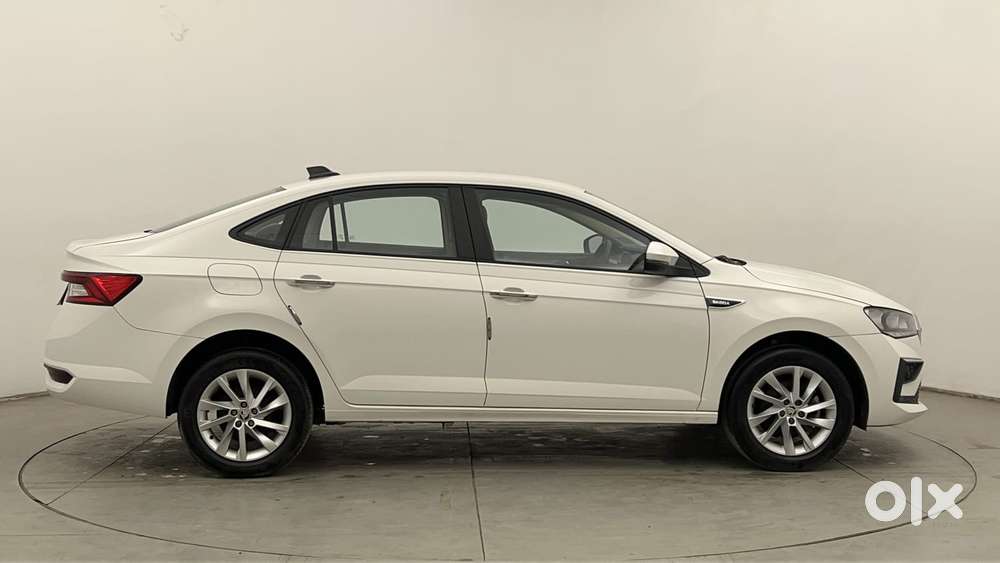 Skoda Slavia Ambition 1.0l Tsi Mt, 2023, Petrol