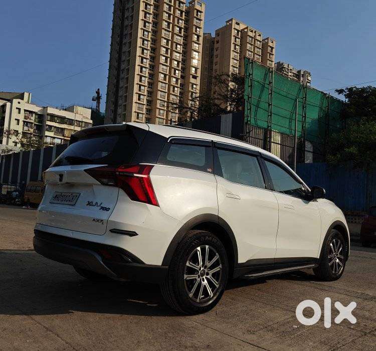 Mahindra Xuv700 2.0 Ax 7 Petrol At Str, 2021, Petrol