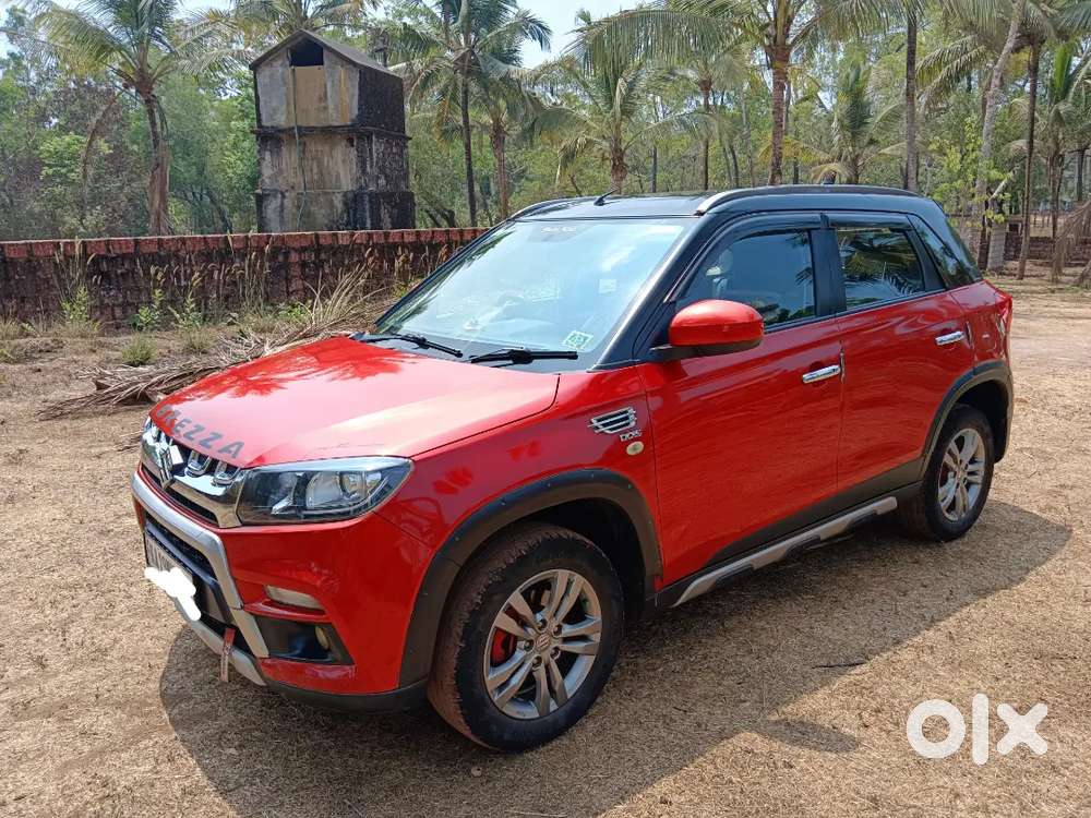 Maruthi Suzuki Brezza 2017 Diesel Well Maintained.