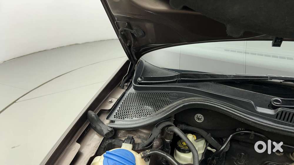 Volkswagen Vento 2013-2015 1.2 Tsi Highline At, 2016, Petrol