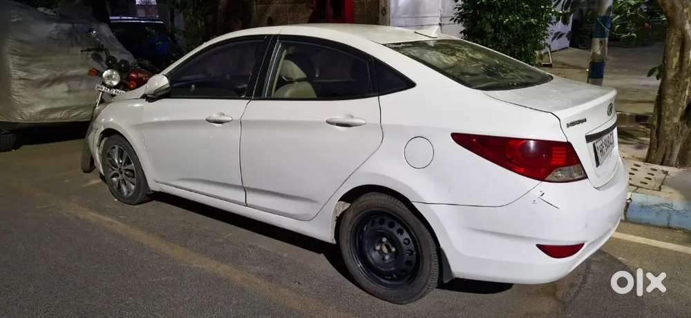 Hyundai Fluidic Verna 2014 Petrol 50000 Km Driven