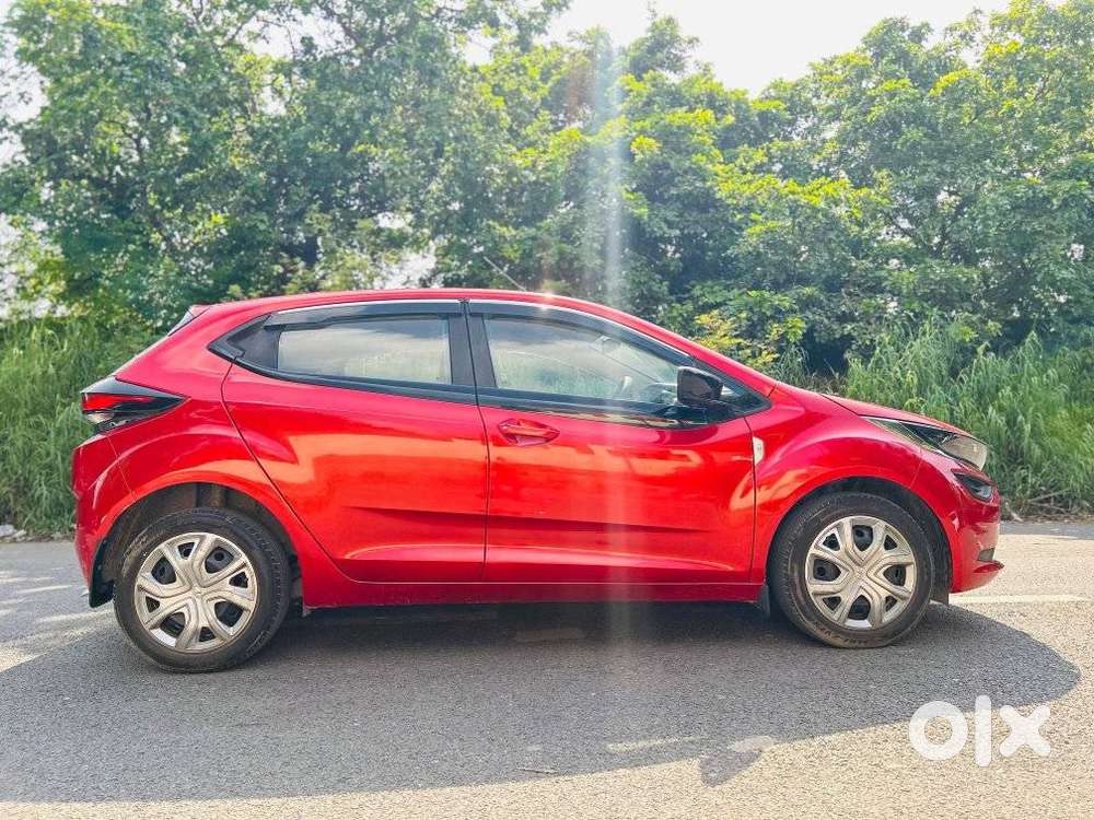 Tata Altroz 1.2 Xm Plus, 2021, Petrol