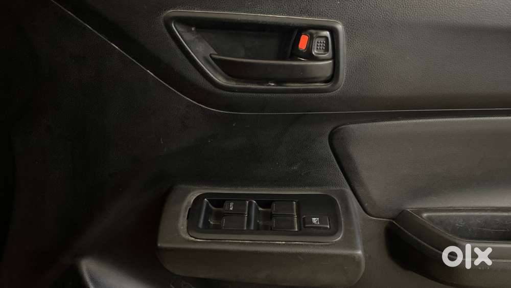 Maruti Suzuki Swift Lxi 2018, 2020, Petrol