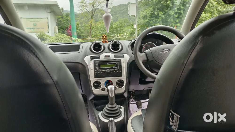 Ford Figo Diesel Zxi 2011