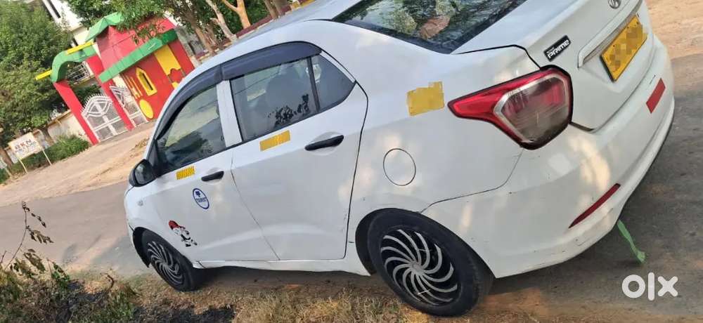 Hyundai Xcent Base 2018
