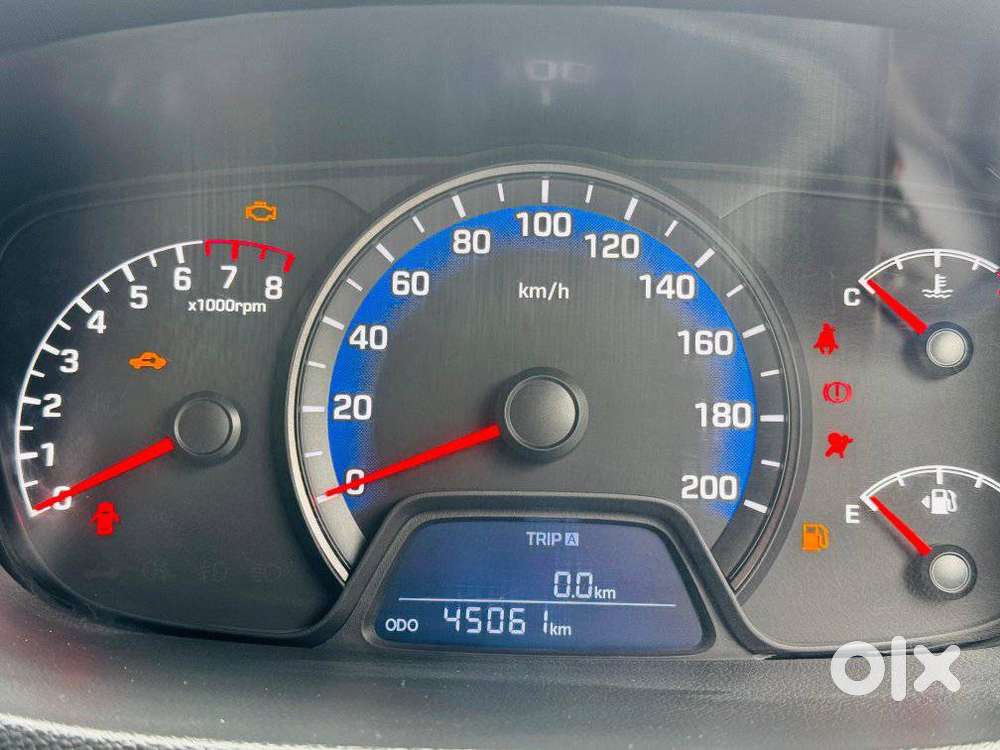 Hyundai Xcent, 2020, Petrol