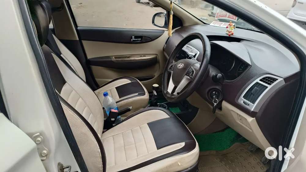 Hyundai I20 2011 Petrol 125000 Km Driven