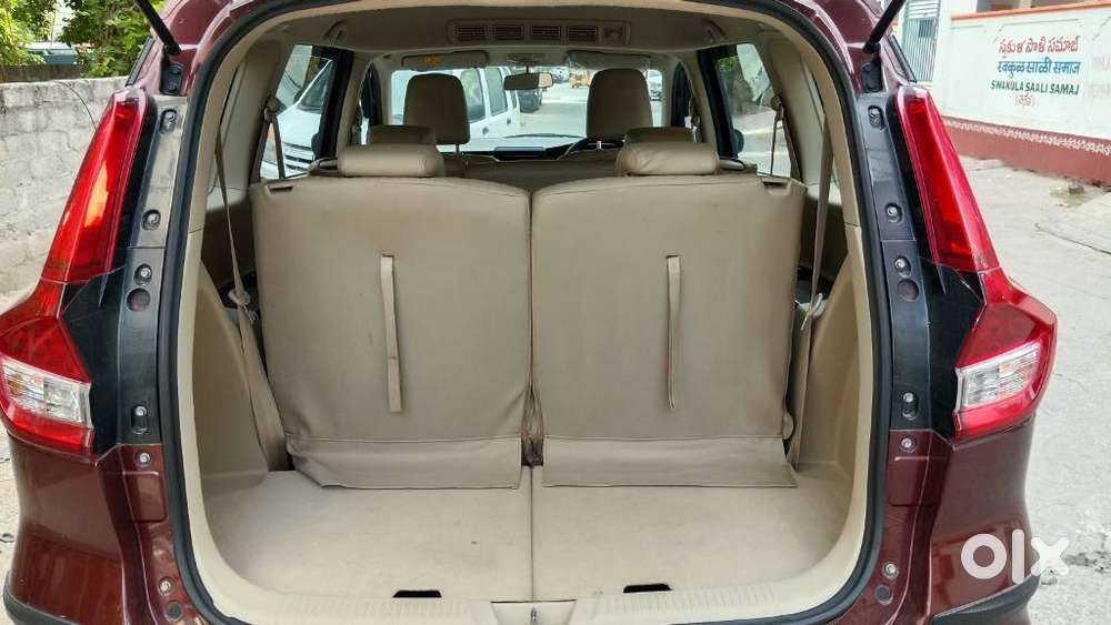 Maruti Suzuki Ertiga Zxi At Petrol, 2020, Petrol