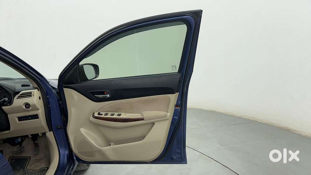 Maruti Suzuki Dzire 1.2 Zxi Plus Amt, 2018, Petrol