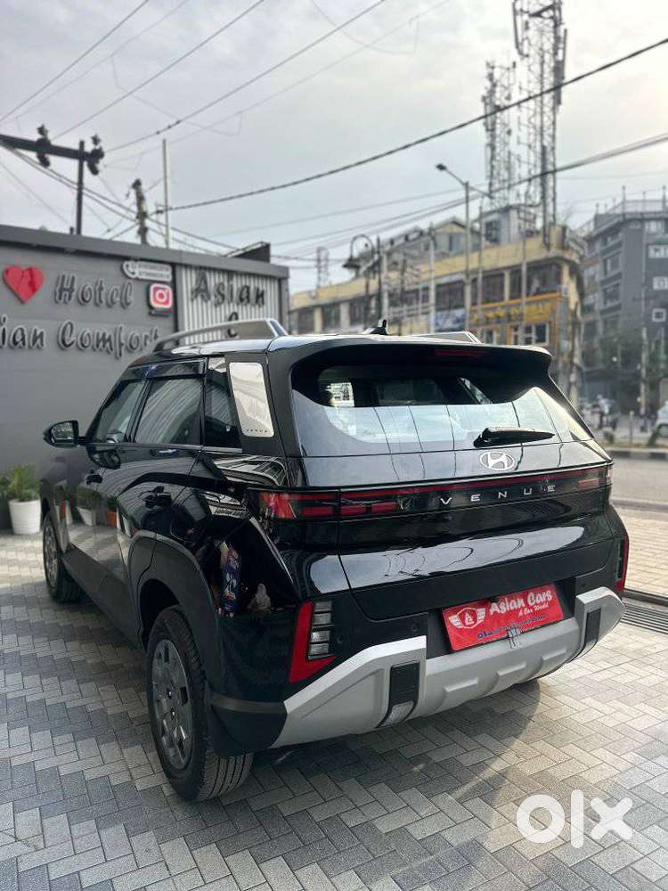 Hyundai Venue, 2026, Petrol