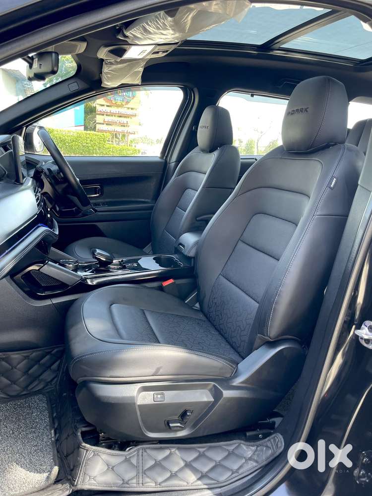 Tata Safari Accomplished Plus Dark Edition At, 2024, Diesel