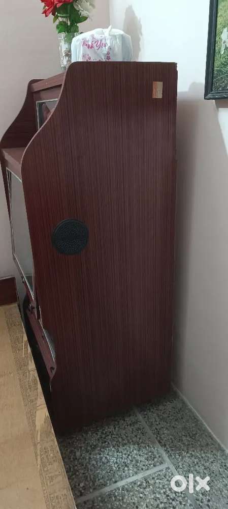 Old Double Bed and TV trolly for sale