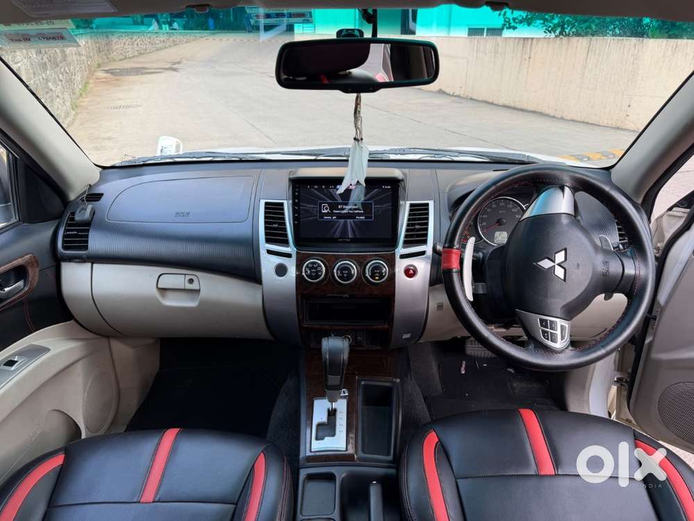 Mitsubishi Pajero Sport 2015 First Owner | Doctor Driven | Well Mainta