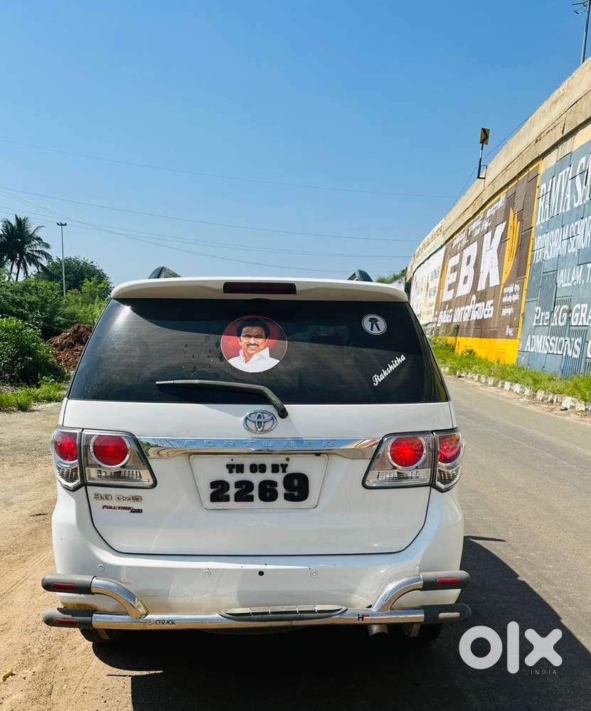 Toyota Fortuner 2014 Diesel 186000 Km Driven