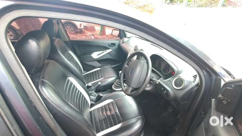 Ford Figo 1.2 Titanium 2014