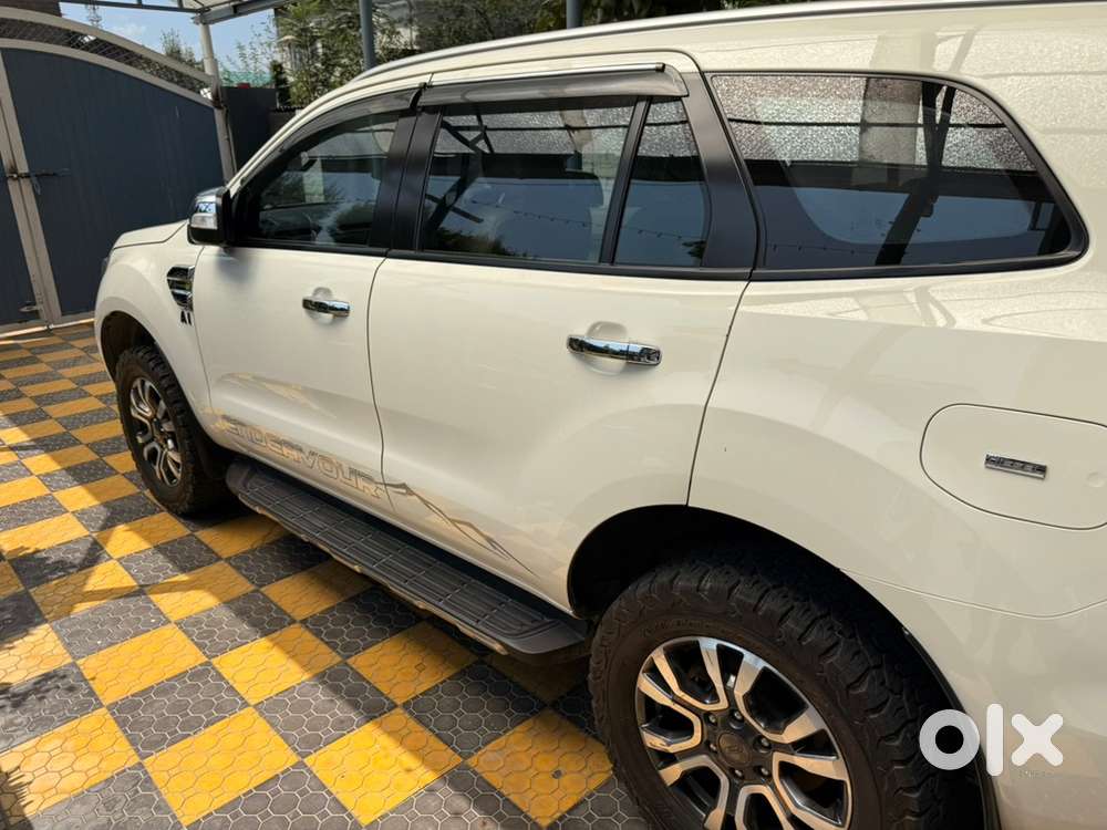 Ford Endeavour Titanium+ 2.0 4x4 &mdash; 2020 Bs6