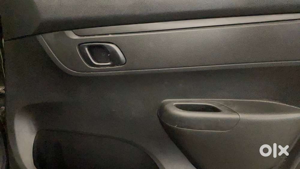 Renault Kwid 1.0 Rxt Amt Opt, 2017, Petrol