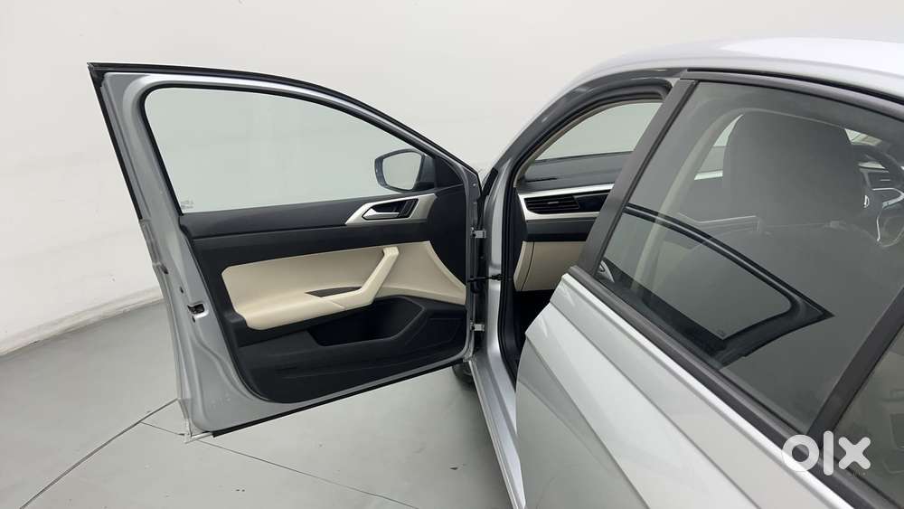 Volkswagen Virtus Highline Plus 1.0 Tsi At, 2022, Petrol