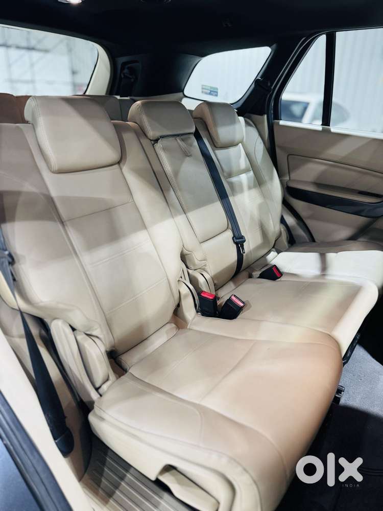 Ford Endeavour 3.2 Titanium At 4x4, 2017, Diesel