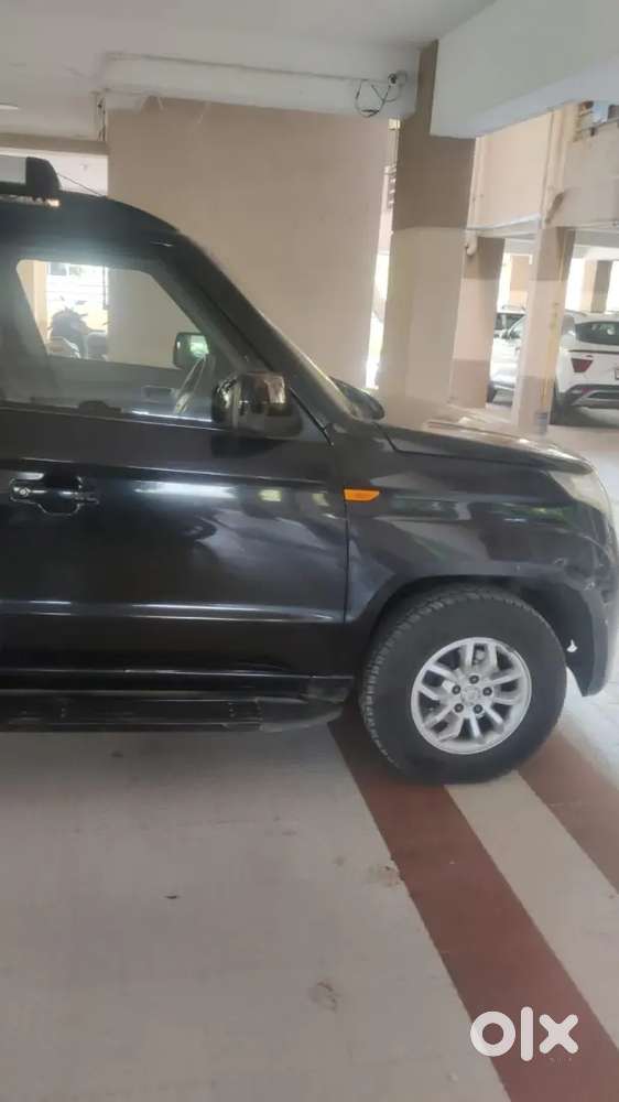 Mahindra Tuv 300 Diesel 2016