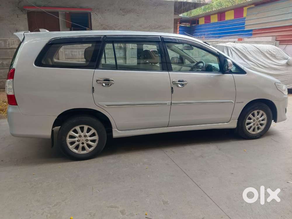 Toyota Innova 2012-2013 2.5 E Diesel Ms 7-seater, 2012, Diesel
