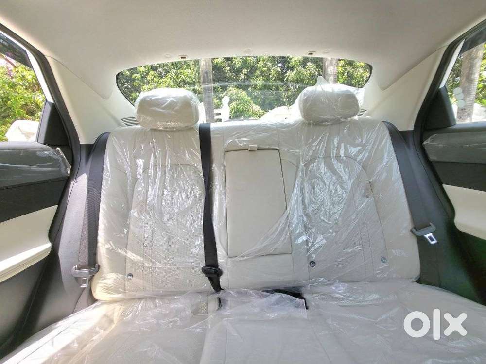 Hyundai Verna 1.5 Sx (o) Vtvt Ivt, 2024, Petrol