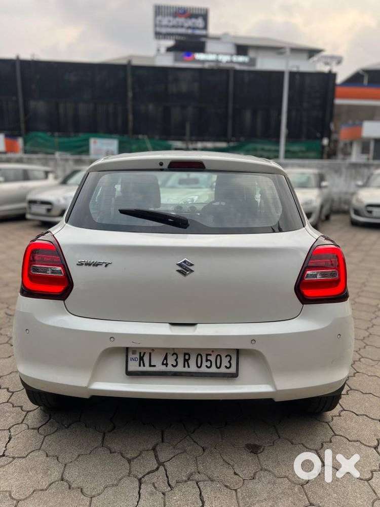 Maruti Suzuki Swift Amt Vvt Zxi, 2023, Petrol