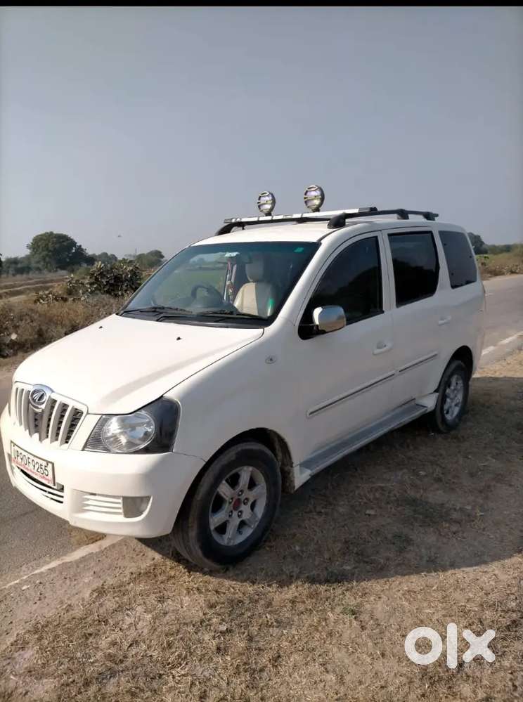 Mahindra Xylo 2011