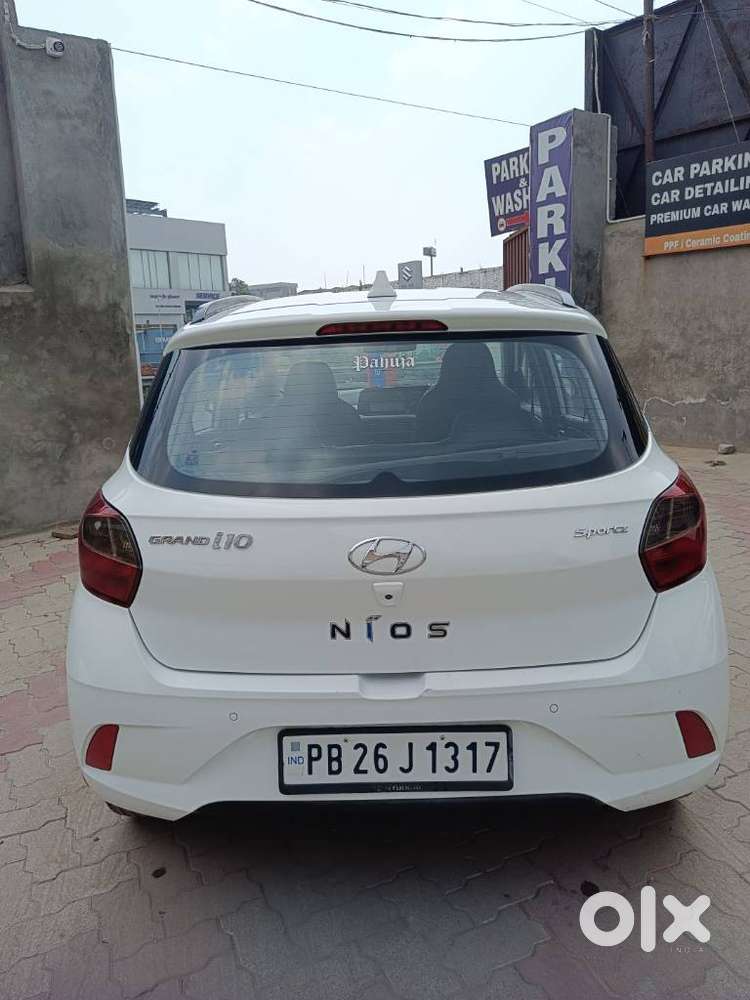 Hyundai I10 Sportz, 2022, Petrol