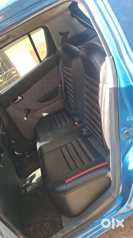 Third Owner Maruti Alto 800 .