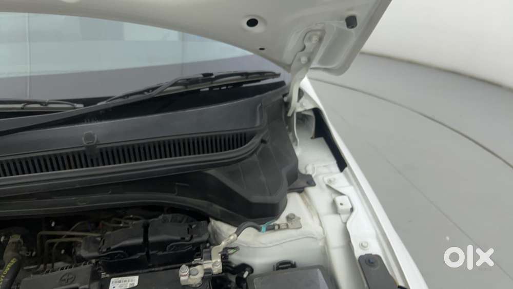 Hyundai New I20 1.2 Asta (o) Ivt, 2024, Petrol