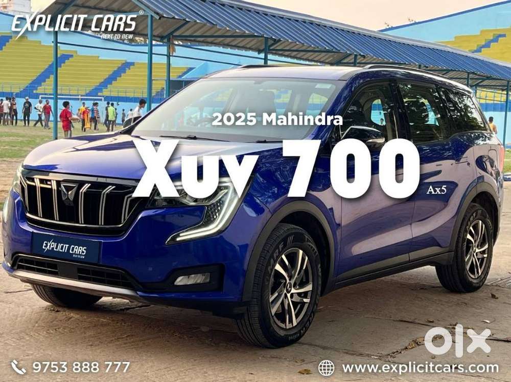 Mahindra Xuv700 2.0 Ax 5 Petrol Mt 7 Str, 2025, Petrol