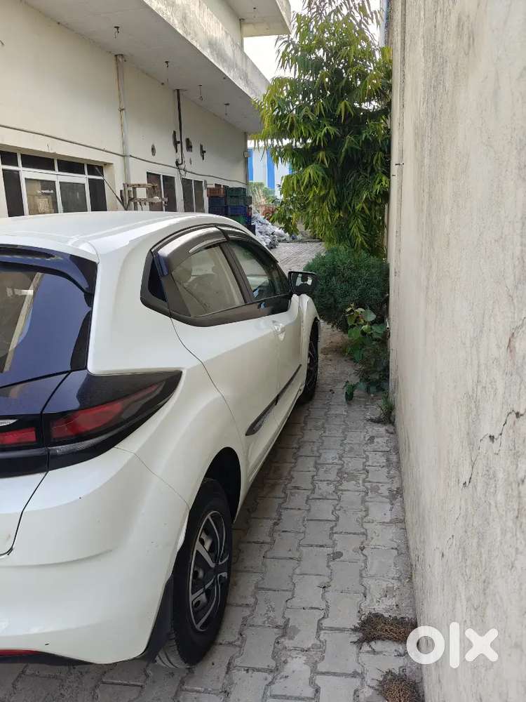 Tata Altroz 2020 Petrol Good Condition