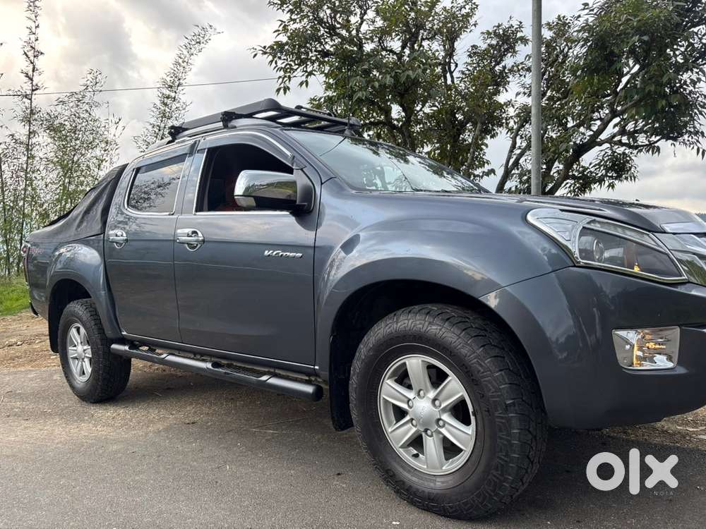 Isuzu D-max V-cross 2018 For Sale In Mint Condition .can Conz Prestige